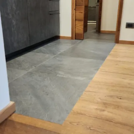 Casa Sofia In Centro A Sauze Lägenhet