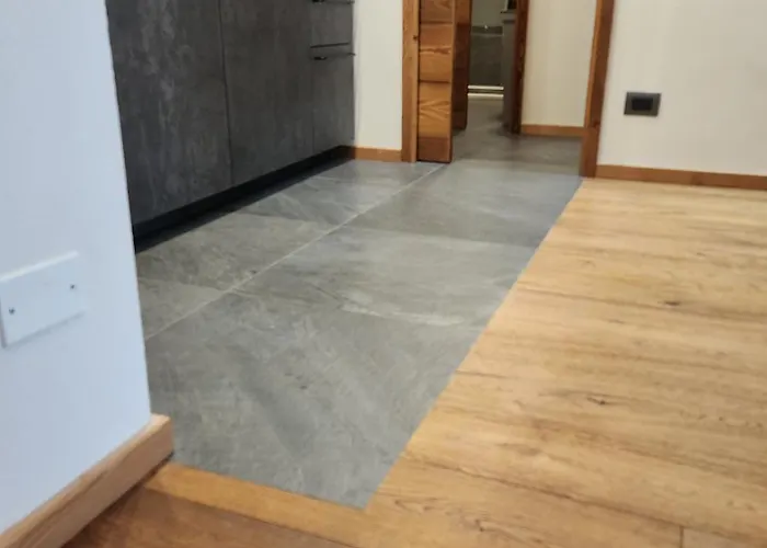 Casa Sofia In Centro A Sauze Lägenhet